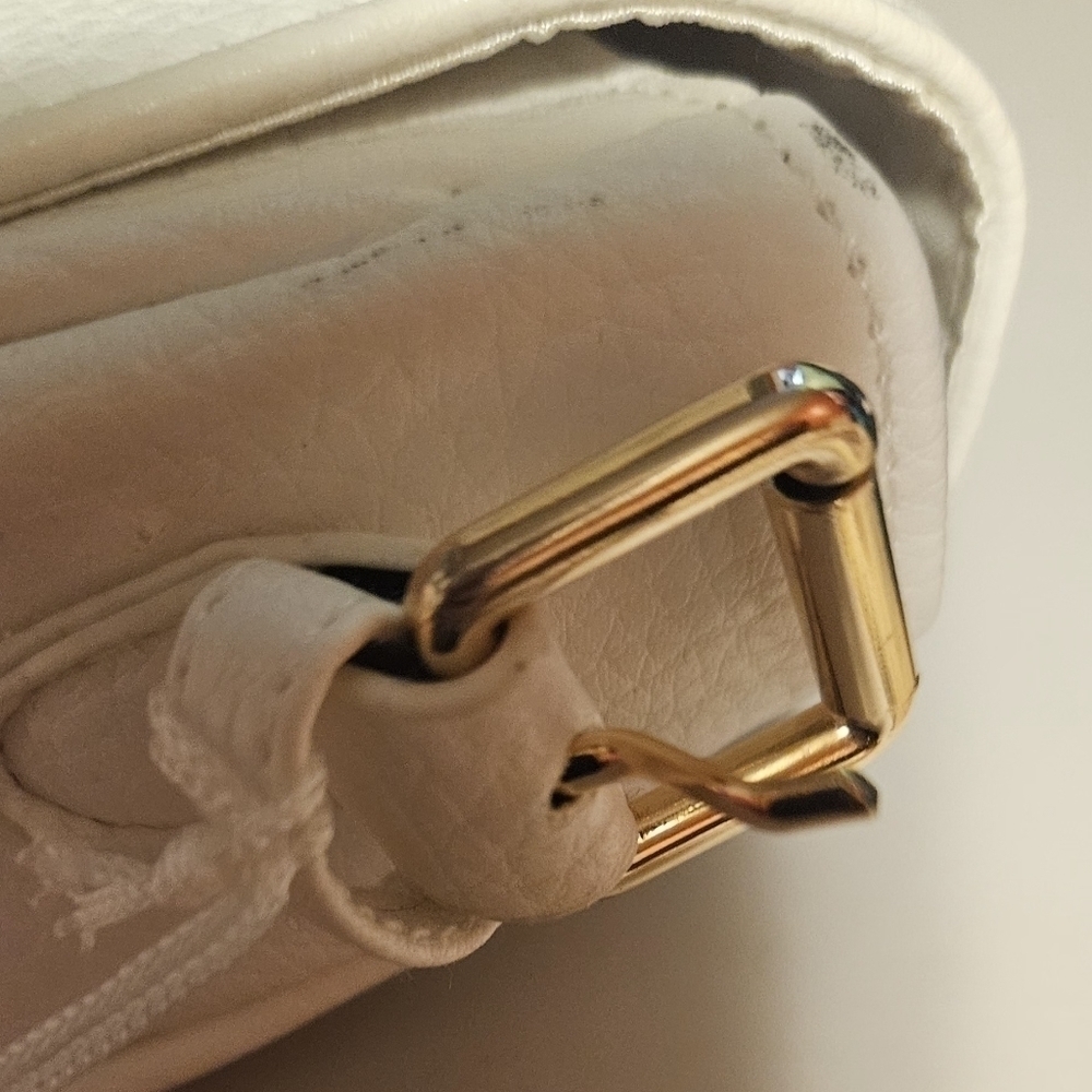 Jeanne Lottie “Paris” White PU Crossbody with Charms – NWT - Picture 10 of 10